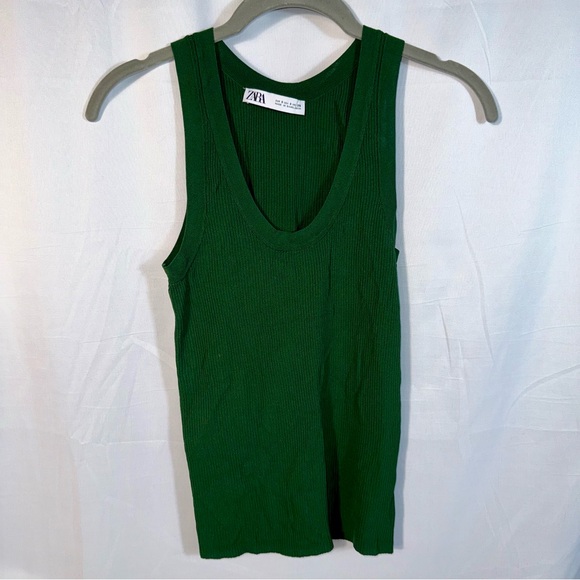 Zara Tops - Zara Emerald Ribbed Tank Top
